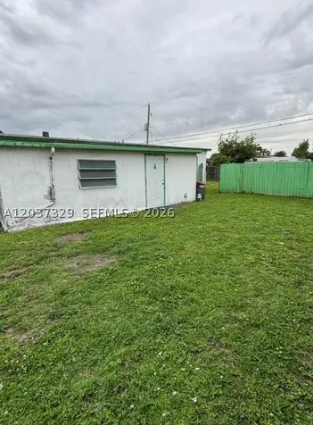 11410 SW 44th Street Miami FL 33165
