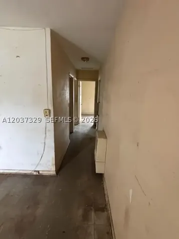 11410 SW 44th Street Miami FL 33165