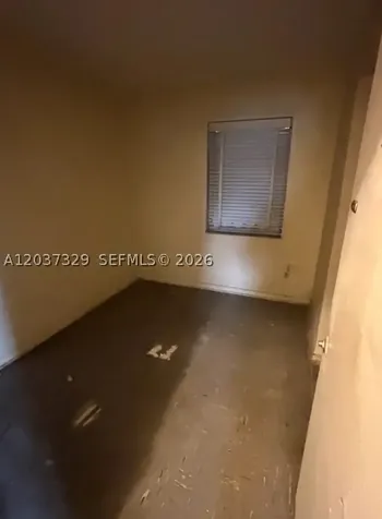 11410 SW 44th Street Miami FL 33165
