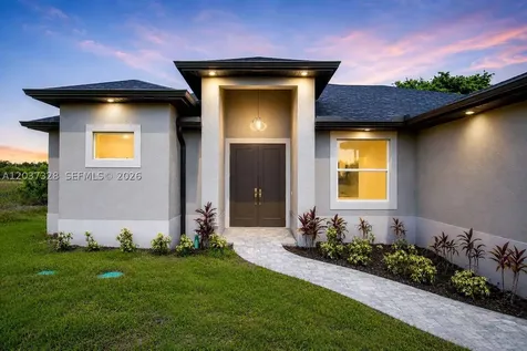 3909 16th Street W Lehigh Acres FL 33971