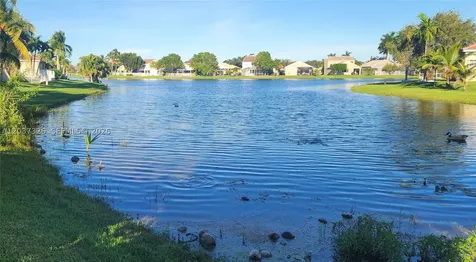 649 Willow Bend Road Weston FL 33327