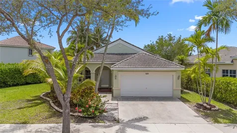 649 Willow Bend Road Weston FL 33327