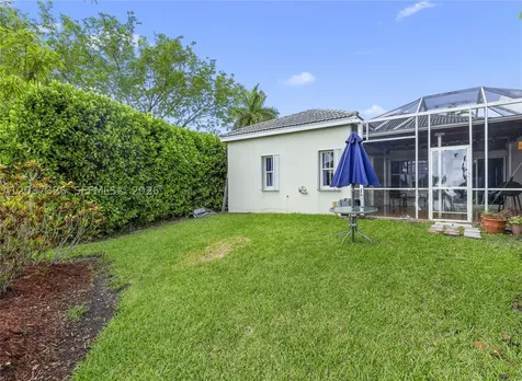 649 Willow Bend Road Weston FL 33327