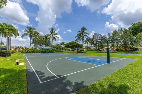 649 Willow Bend Road Weston FL 33327
