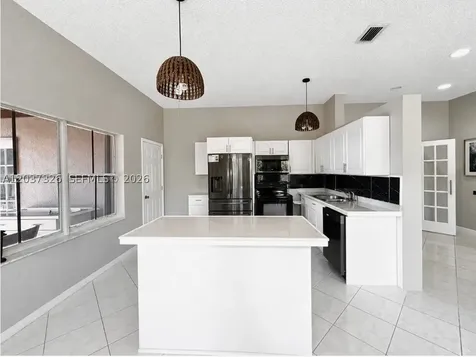 649 Willow Bend Road Weston FL 33327