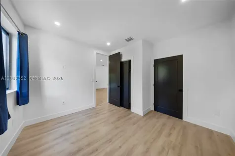 365 Fairway Drive Miami Beach FL 33141