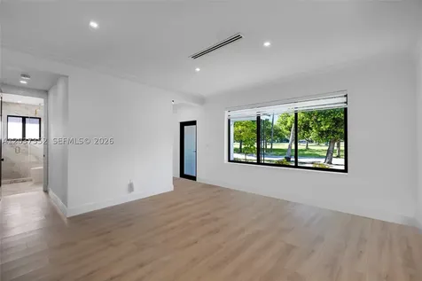 365 Fairway Drive Miami Beach FL 33141