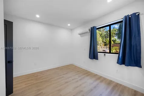 365 Fairway Drive Miami Beach FL 33141