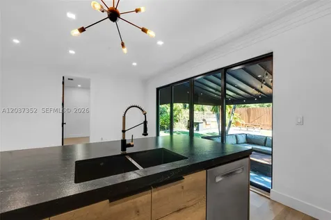 365 Fairway Drive Miami Beach FL 33141