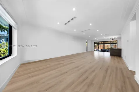 365 Fairway Drive Miami Beach FL 33141