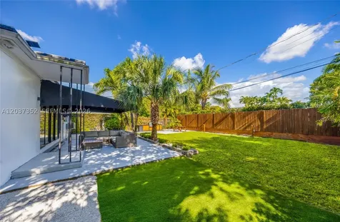 365 Fairway Drive Miami Beach FL 33141