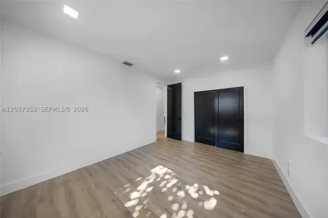 365 Fairway Drive Miami Beach FL 33141