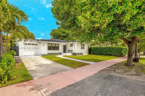 365 Fairway Drive Miami Beach FL 33141
