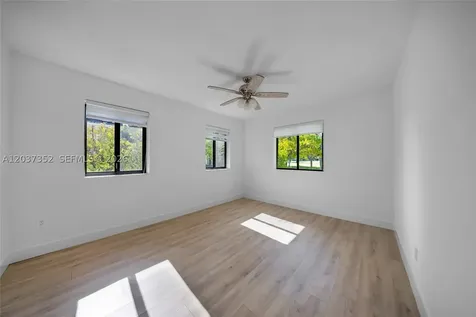 365 Fairway Drive Miami Beach FL 33141