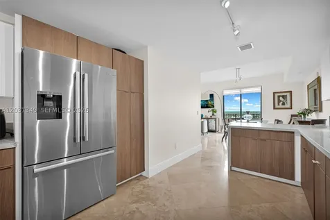 8390 SW 72nd Avenue Miami FL 33143