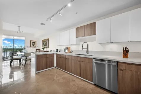 8390 SW 72nd Avenue Miami FL 33143
