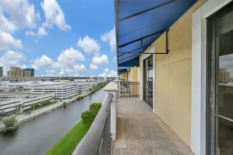 8390 SW 72nd Avenue Miami FL 33143