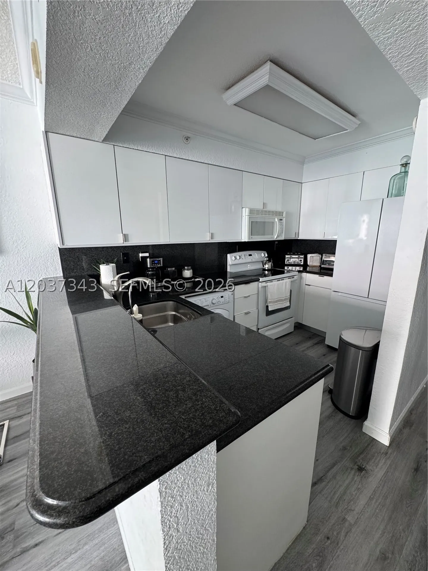 2501 S Ocean Drive Hollywood FL 33019