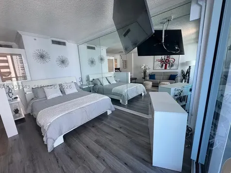2501 S Ocean Drive Hollywood FL 33019