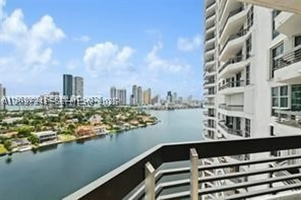 19101 NE 36th Court Aventura FL 33180