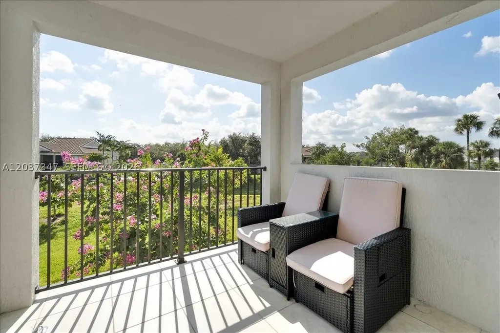 3392 NW 5th Street Pompano Beach FL 33069