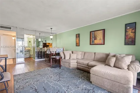 2861 Leonard Drive Aventura FL 33160