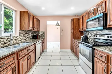 9601 SW 9th Court Pembroke Pines FL 33025