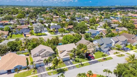 9601 SW 9th Court Pembroke Pines FL 33025