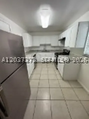 8481 Springtree Drive Sunrise FL 33351