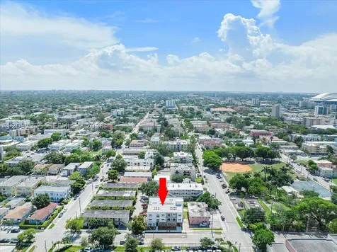 420 SW 7th Avenue Miami FL 33130