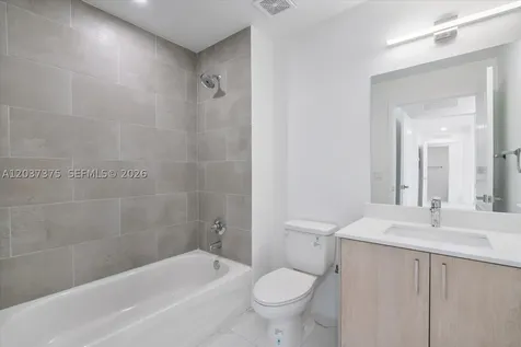 420 SW 7th Avenue Miami FL 33130