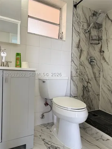 870 NW 87th Avenue Miami FL 33172