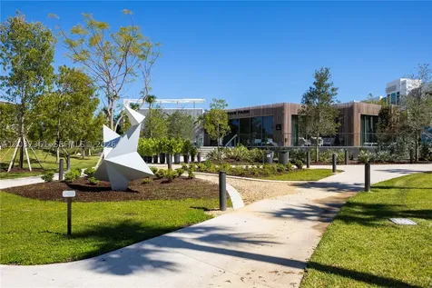 520 West Avenue Miami Beach FL 33139