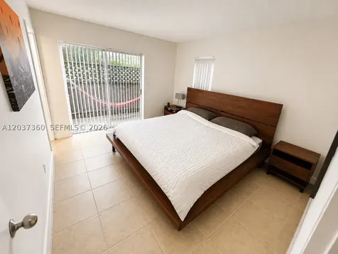 8650 SW 109th Avenue Miami FL 33173