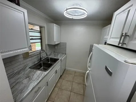 8650 SW 109th Avenue Miami FL 33173