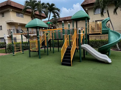 8650 SW 109th Avenue Miami FL 33173