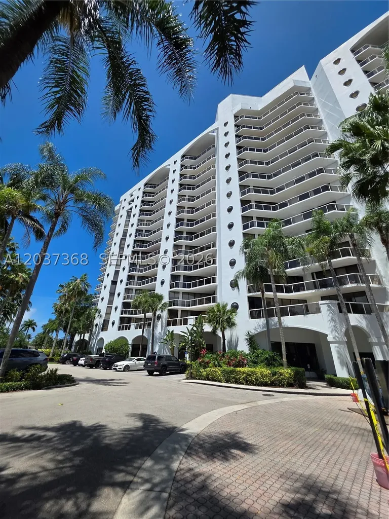 Aventura FL 33180