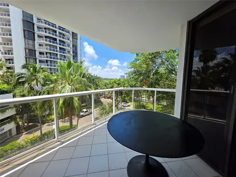 Aventura FL 33180