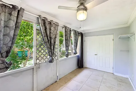86 Ann Lee Lane Tamarac FL 33319