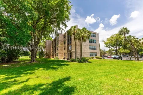 9495 Evergreen Place Davie FL 33324