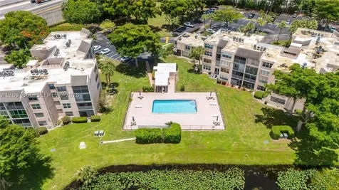 9495 Evergreen Place Davie FL 33324