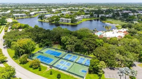 9495 Evergreen Place Davie FL 33324