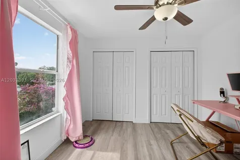 1951 Tropic Bay Court Orlando FL 32807