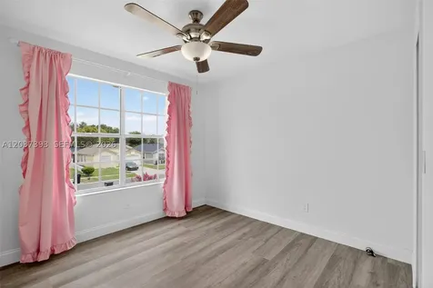 1951 Tropic Bay Court Orlando FL 32807