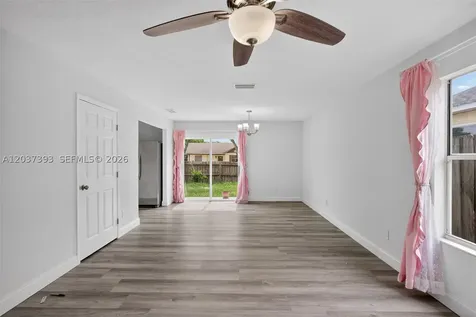 1951 Tropic Bay Court Orlando FL 32807