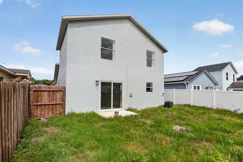 1951 Tropic Bay Court Orlando FL 32807