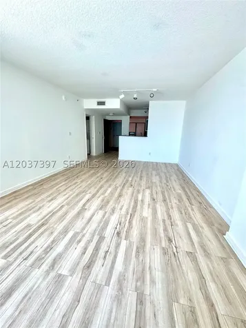 325 S Biscayne Boulevard Miami FL 33131