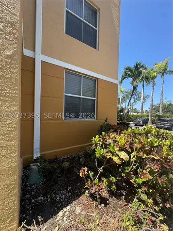 1341 SE 3rd Avenue Dania Beach FL 33004