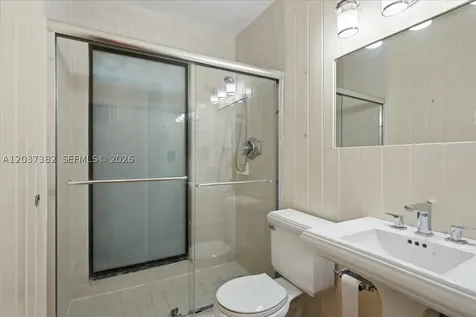 2550 Trapp Avenue Miami FL 33133