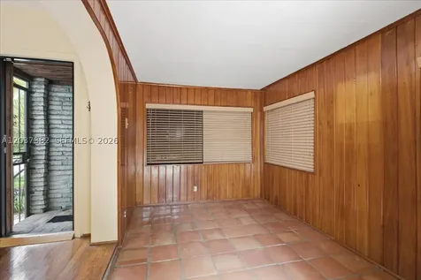 2550 Trapp Avenue Miami FL 33133